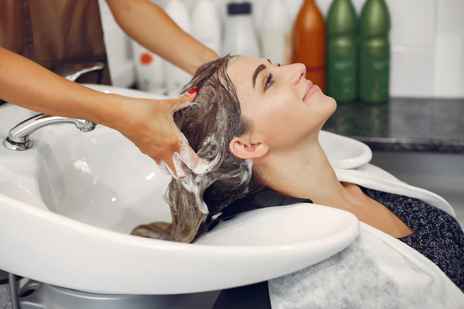 Home Hair Treatment vs. Salon: Which Is Better for You?